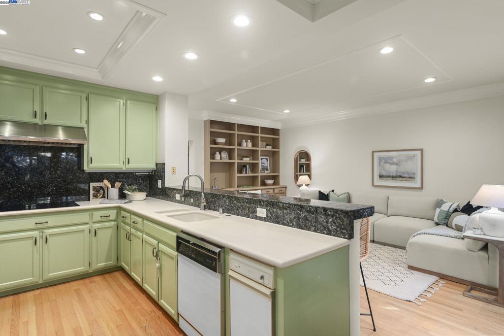 BLACKHAWK COUNTRY CLUB - Residential