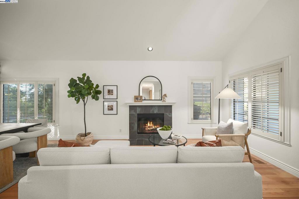 BLACKHAWK COUNTRY CLUB - Residential