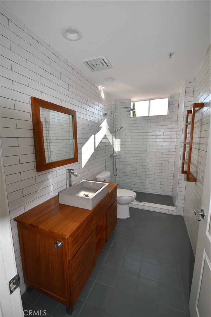 Villa Milano (VILM) - Residential Lease
