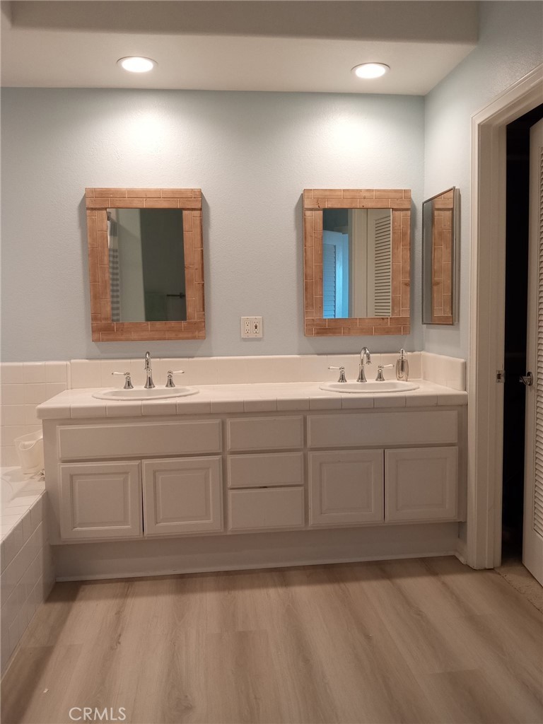 Villa Milano (VILM) - Residential Lease