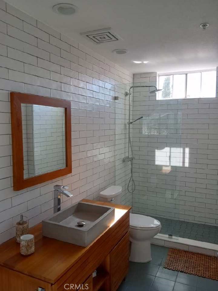 Villa Milano (VILM) - Residential Lease
