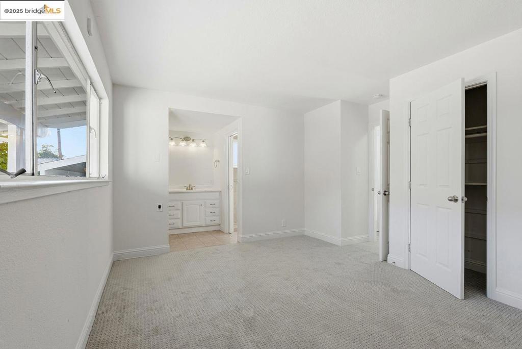 MISSION FOOTHILL - Residential