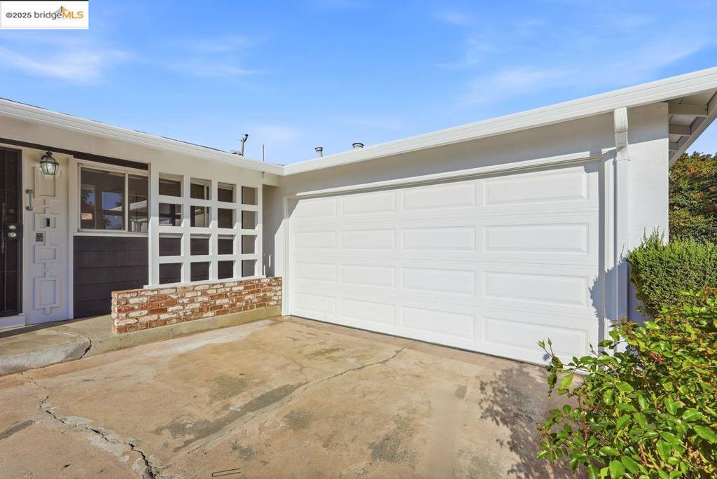 MISSION FOOTHILL - Residential