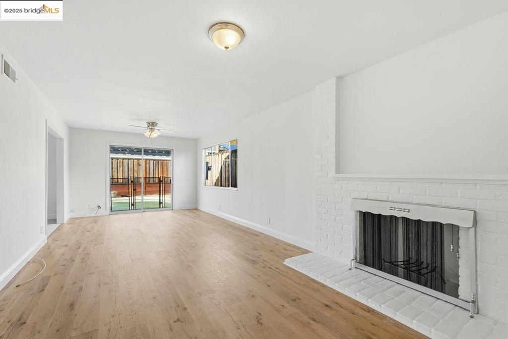 MISSION FOOTHILL - Residential