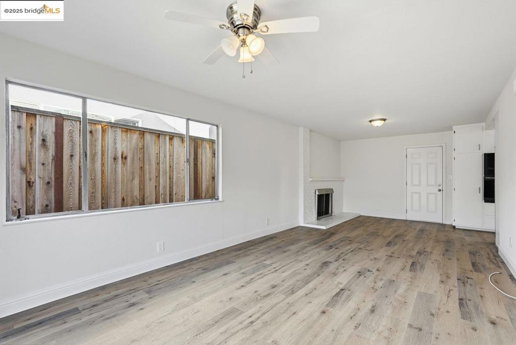 MISSION FOOTHILL - Residential