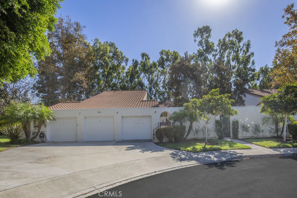 5533 Via La Mesa B