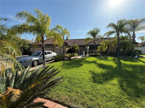 Photo of 11551 Knoll Vista ST, Moreno Valley, CA 92555 (MLS # DW26189442)
