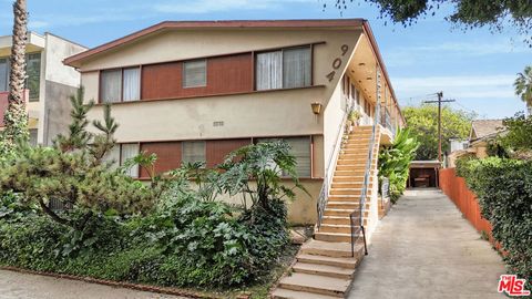 Photo of 904 N Spaulding Avenue, West Hollywood, CA 90046 (MLS # 25624425)