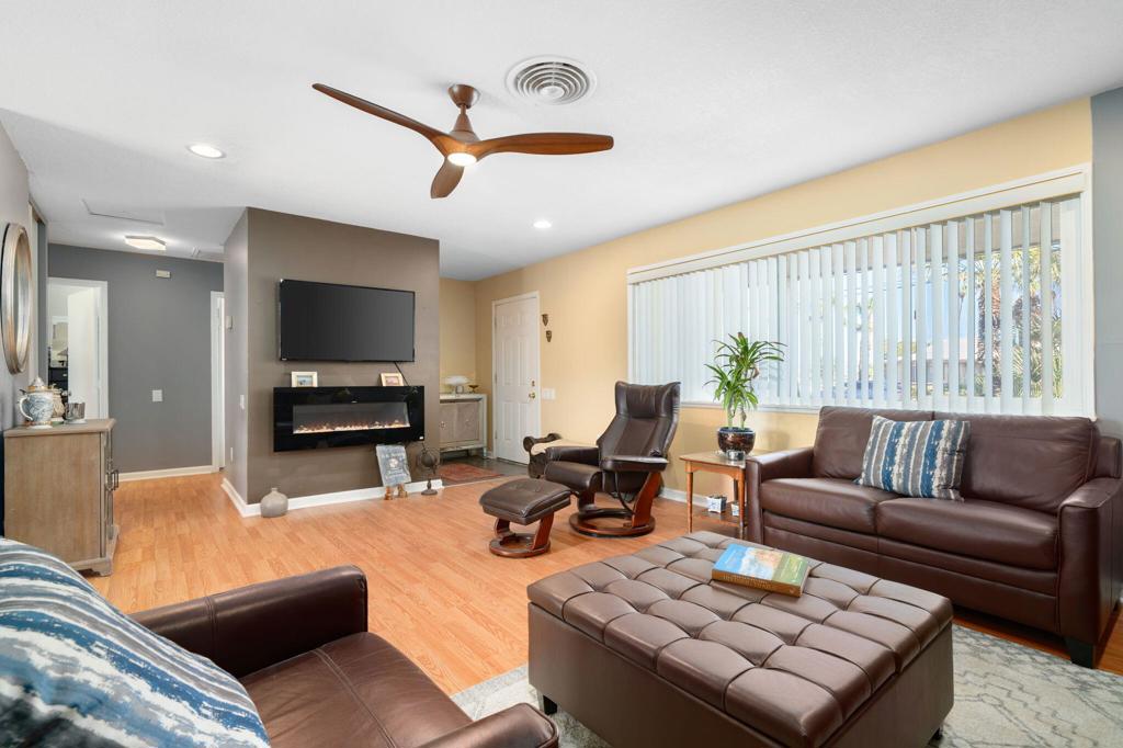 Palm Desert Country - Residential