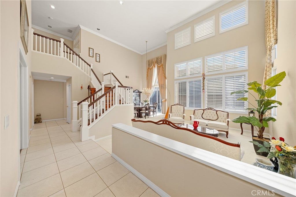 32 Laurelwood