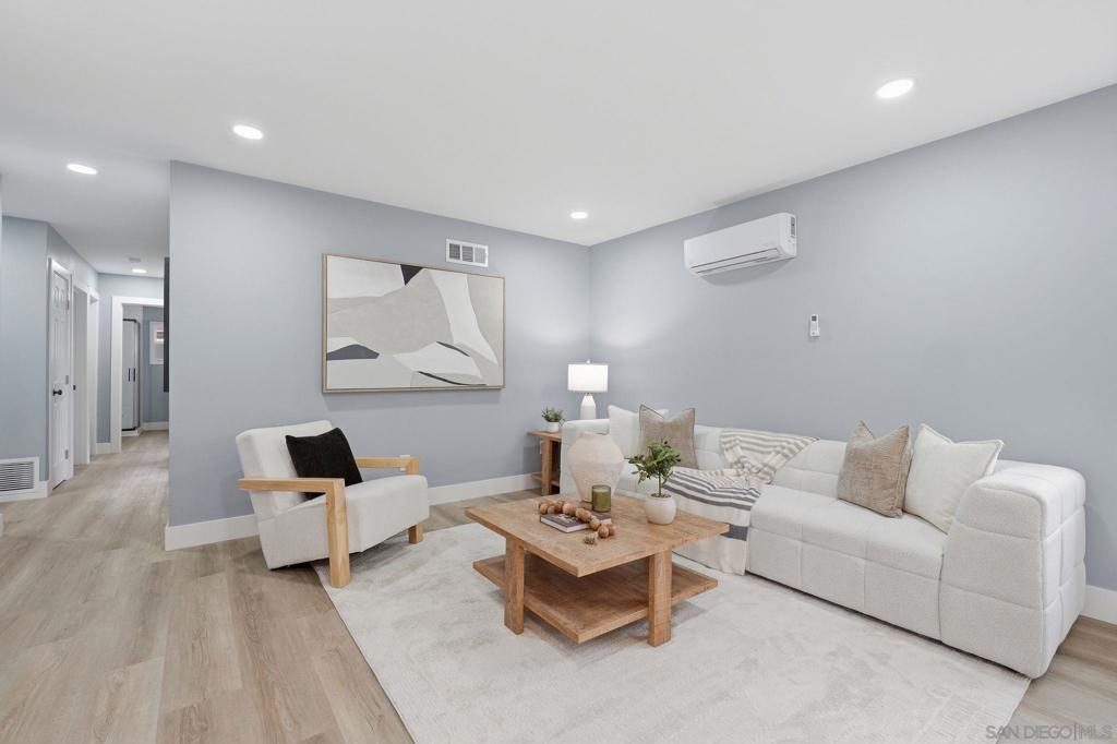 8514 Glenhaven