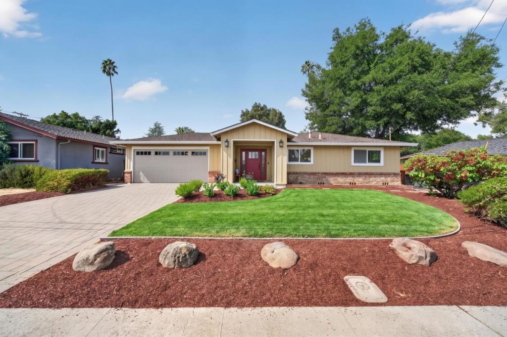 210 Rodonovan Drive