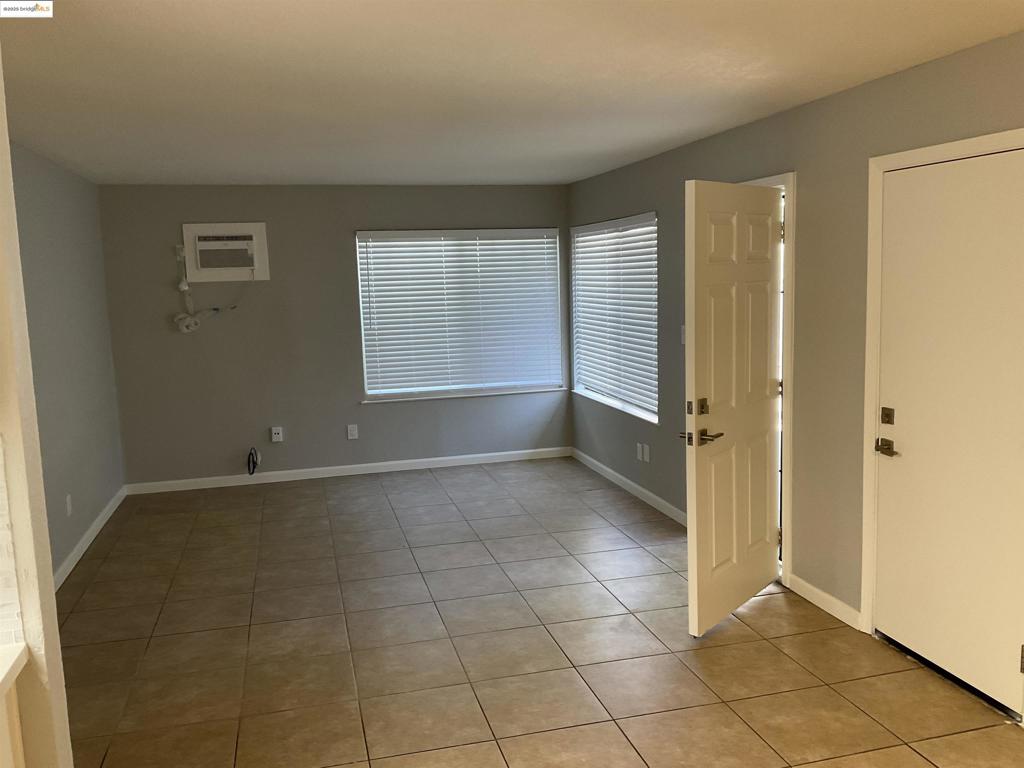 PITTSBURG - Residential Lease