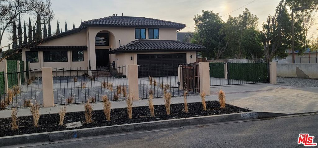 20456 W Strathern Street