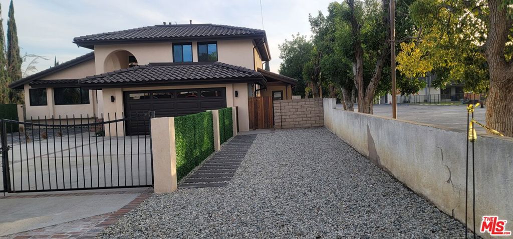 20456 W Strathern Street