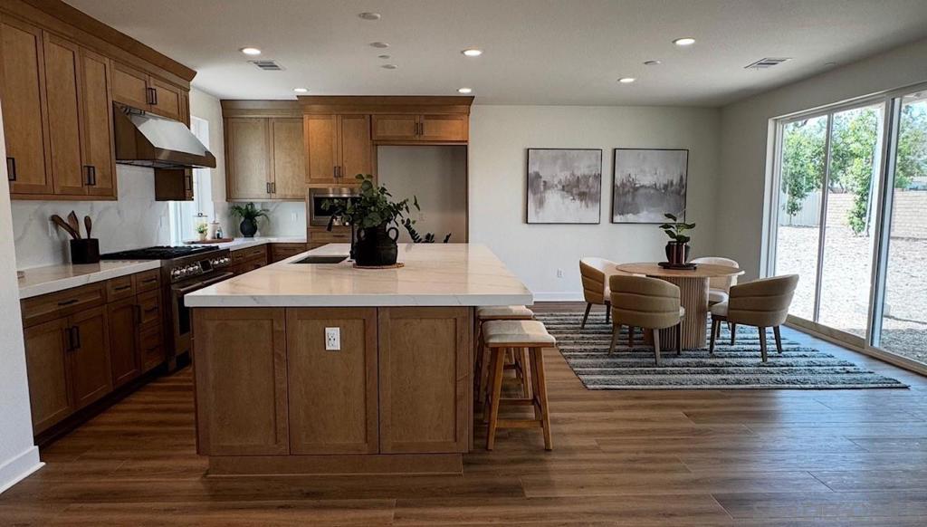 13780 Holly Oak Way