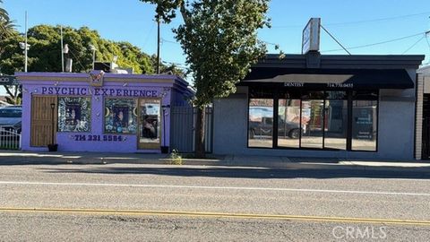 Photo of 504 S Harbor Blvd, Fullerton, CA 92832 (MLS # TR25274405)