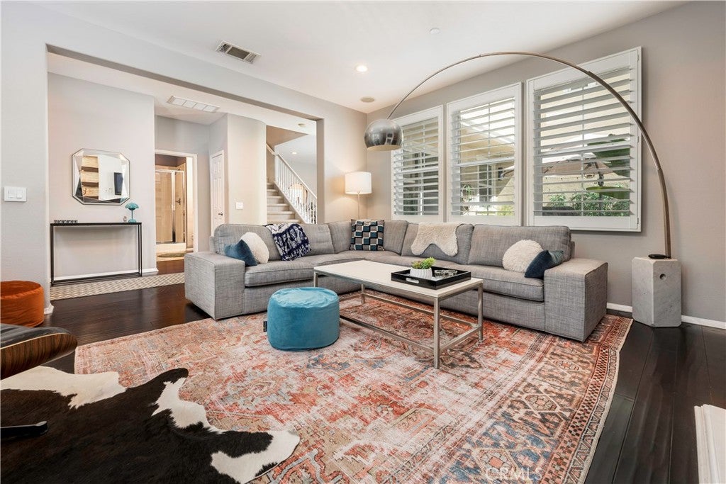 3216 Carrotwood