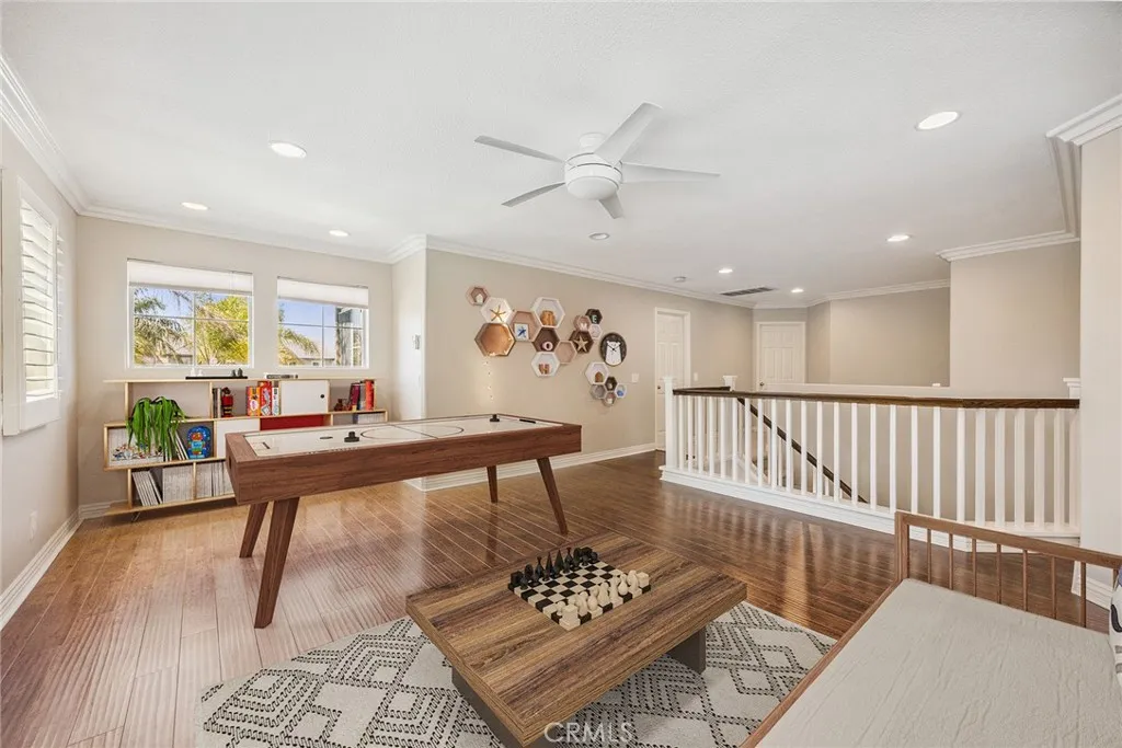 Anaheim Hills, California 92808, United States, 5 Bedrooms Bedrooms, ,3 BathroomsBathrooms,Residential,Active,163477