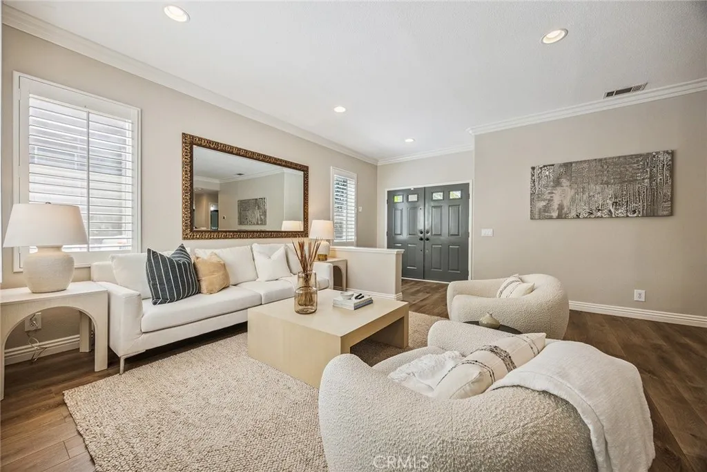 Anaheim Hills, California 92808, United States, 5 Bedrooms Bedrooms, ,3 BathroomsBathrooms,Residential,Active,163477