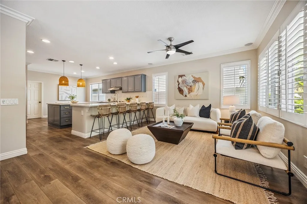 Anaheim Hills, California 92808, United States, 5 Bedrooms Bedrooms, ,3 BathroomsBathrooms,Residential,Active,163477