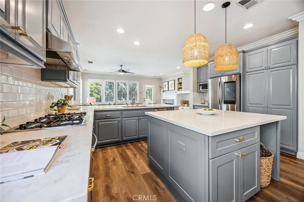 Anaheim Hills, California 92808, United States, 5 Bedrooms Bedrooms, ,3 BathroomsBathrooms,Residential,Active,163477