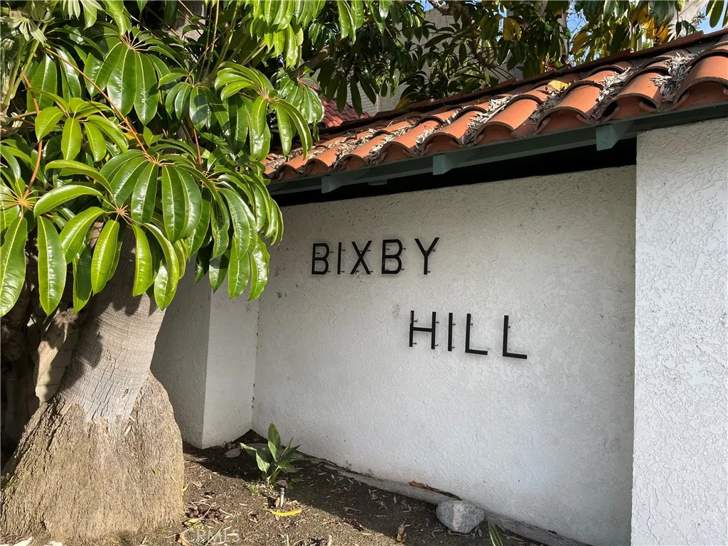 Long Beach, California 90815, United States, 2 Bedrooms Bedrooms, ,3 BathroomsBathrooms,Residential,Pending,112622