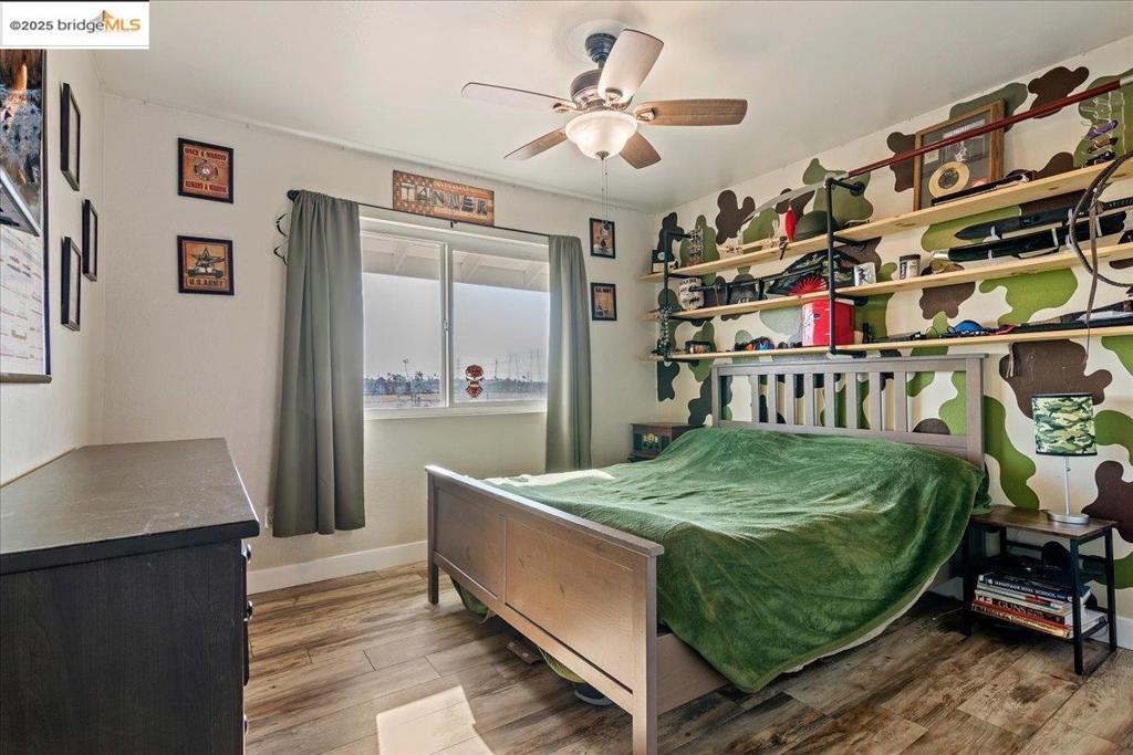 BRENTWOOD - Residential