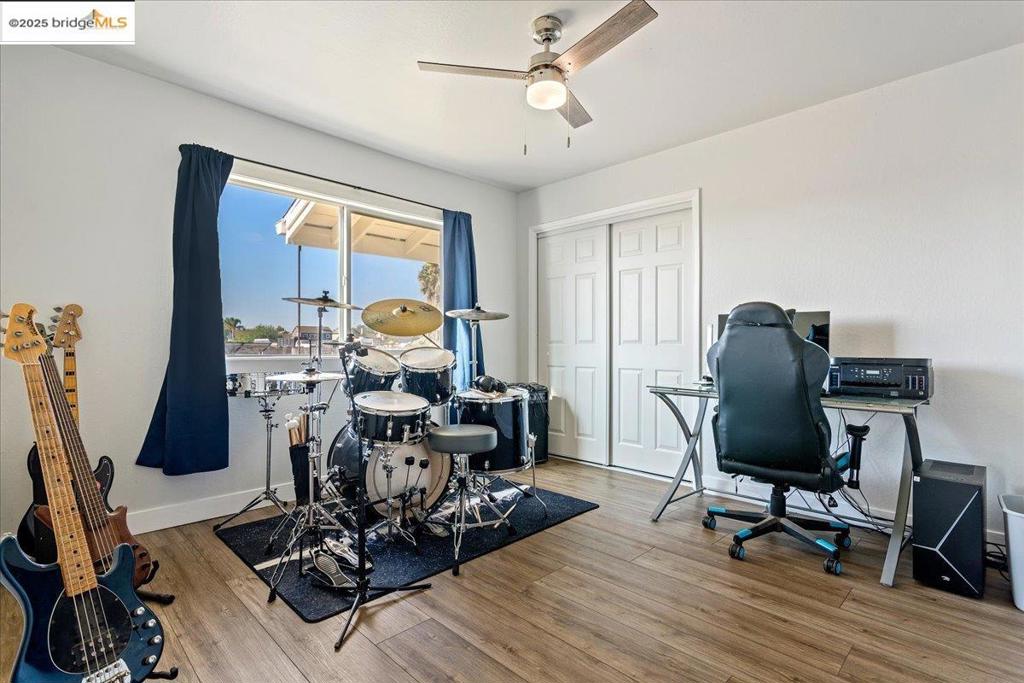 BRENTWOOD - Residential