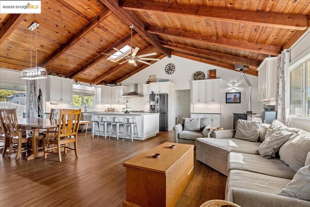 BRENTWOOD - Residential