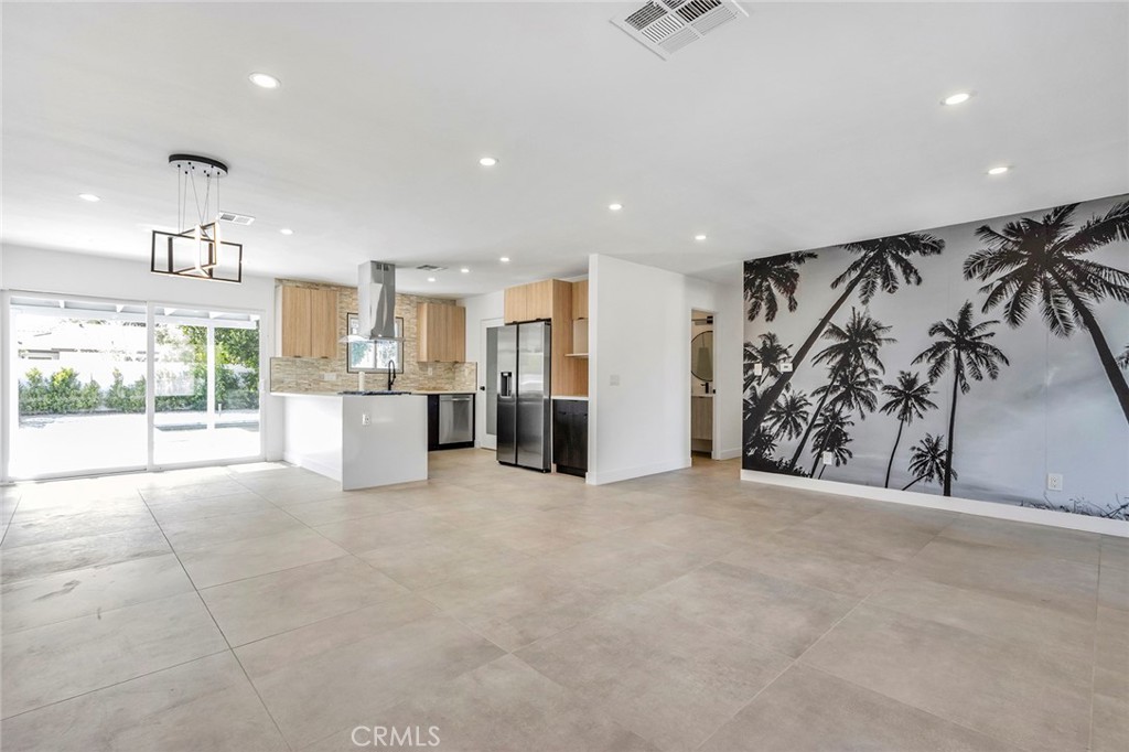 Desert Park Estates (33103) - Residential