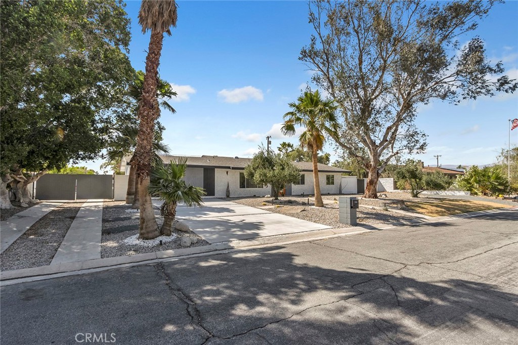 Desert Park Estates (33103) - Residential