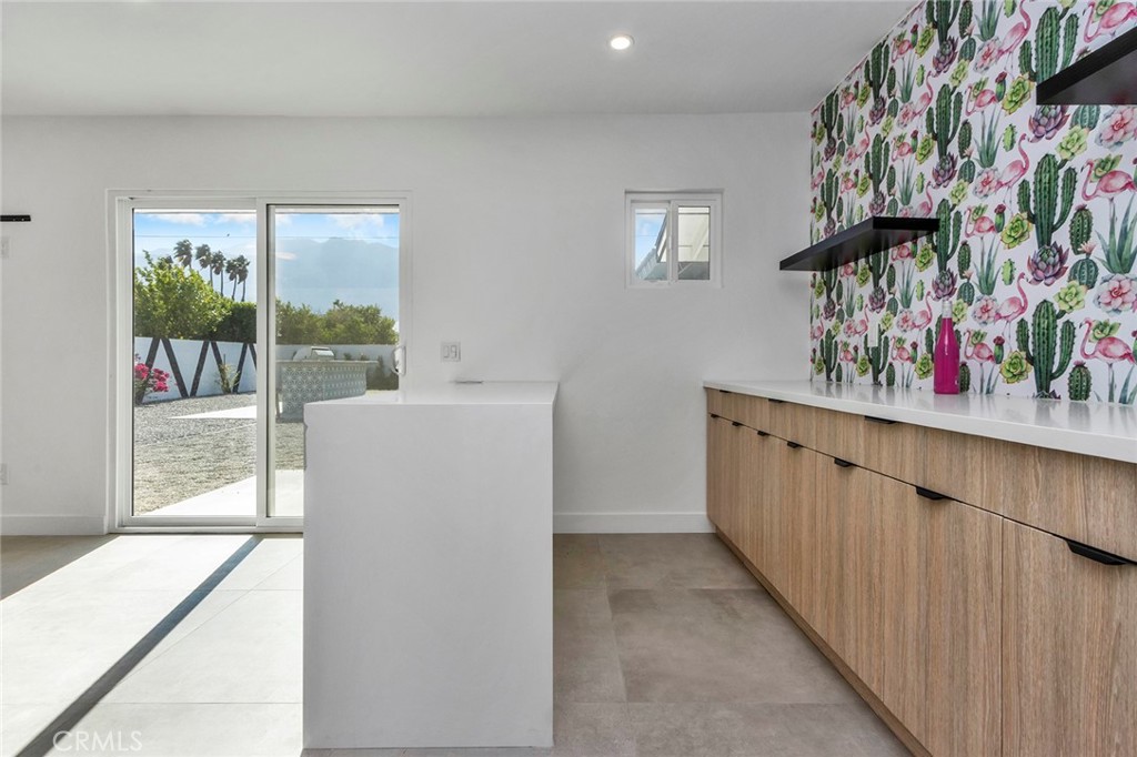 Desert Park Estates (33103) - Residential