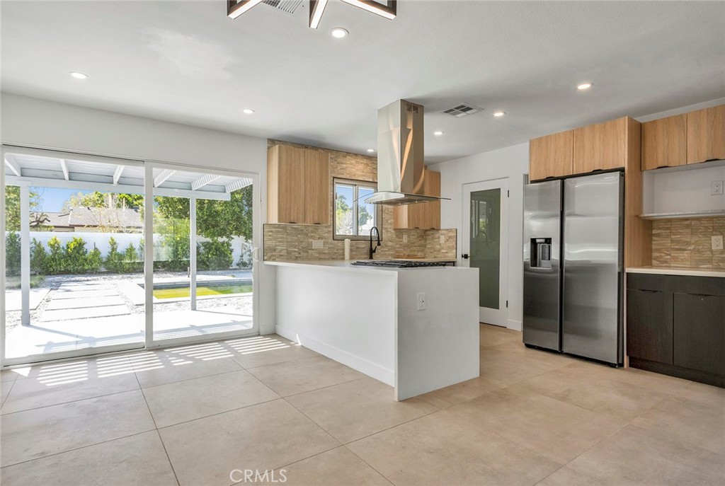 Desert Park Estates (33103) - Residential