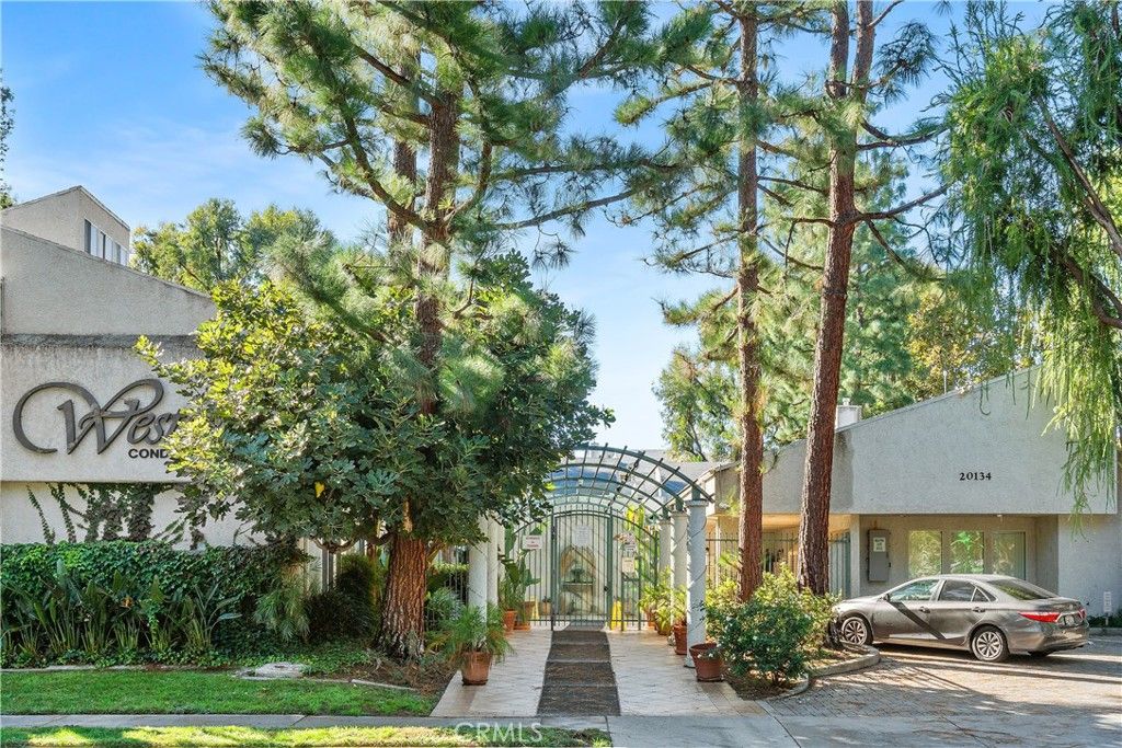 Photo of 20134 Leadwell St #126, Winnetka, CA 91306 (MLS # SR26084042)