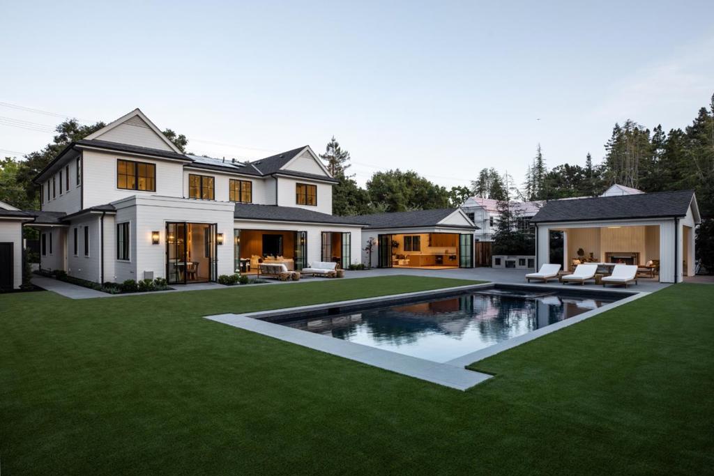 240 Valparaiso Avenue