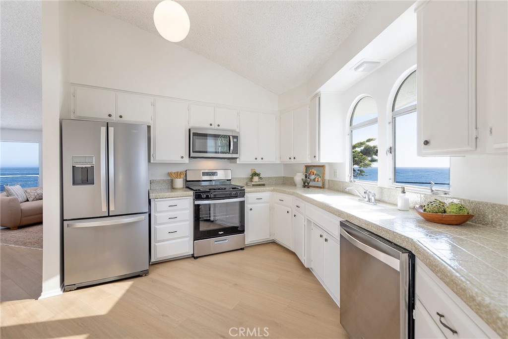 Santa Barbara: Other (80) - Residential