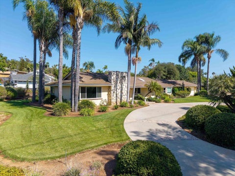 Photo of 2125 Walnut Lane, Vista, CA 92084 (MLS # NDP2607427)