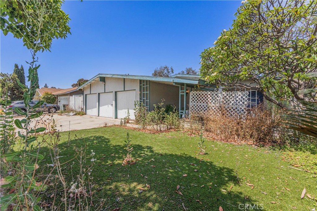 521 N Chantilly