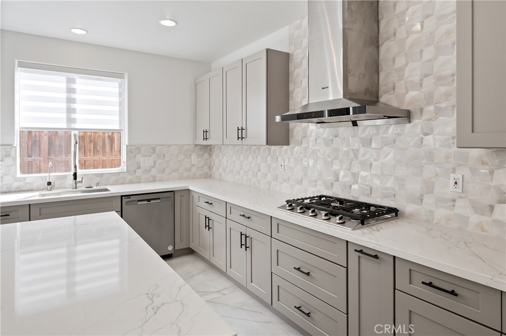 356 W Weeping Willow