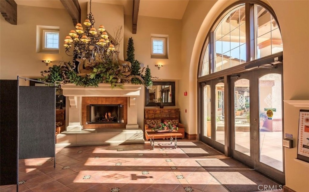 Four Seasons - Residential