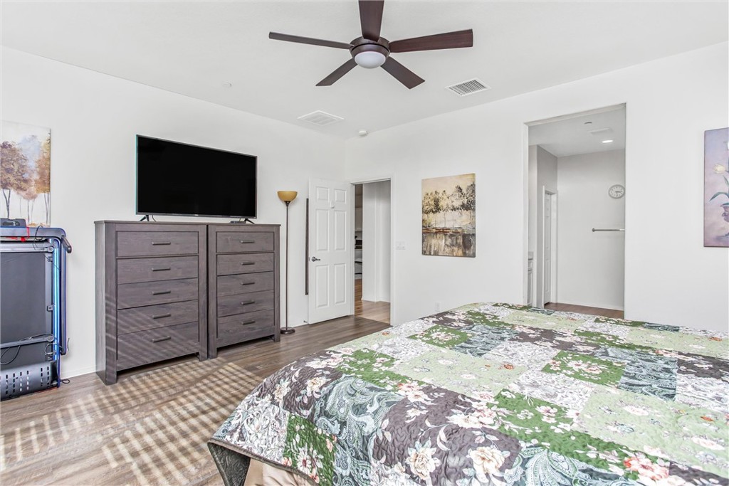 Four Seasons - Residential