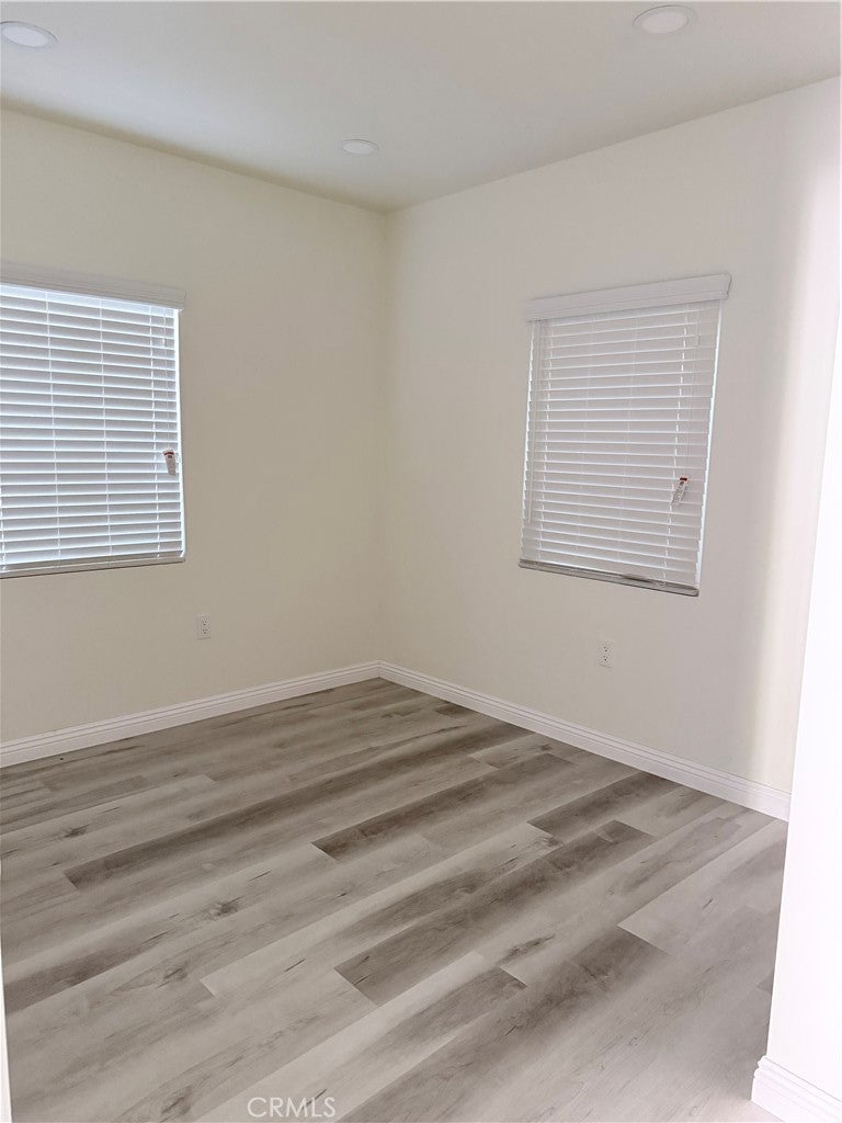43 S Greenwood