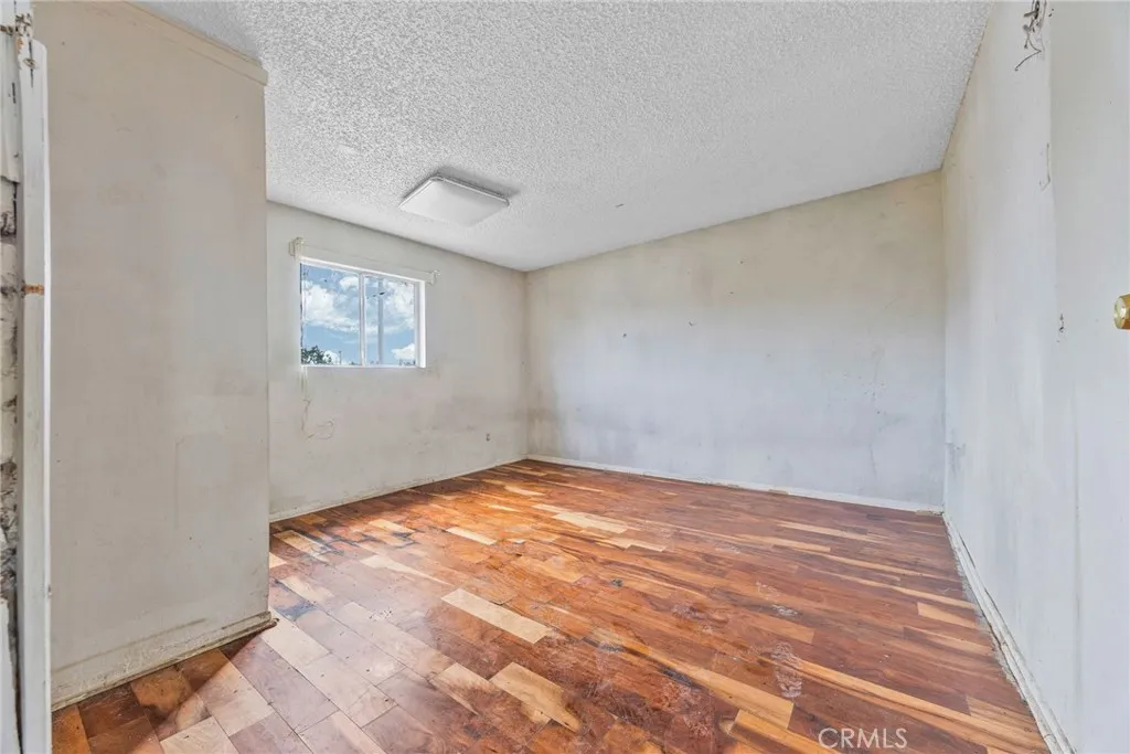 Los Angeles, California 90001, United States, ,Commercial,Active,228013