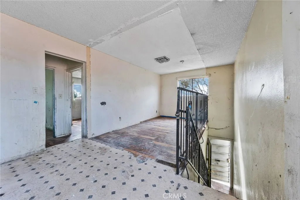 Los Angeles, California 90001, United States, ,Commercial,Active,228013