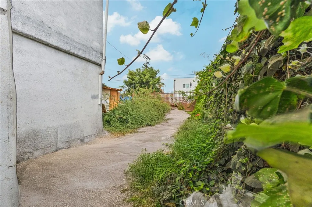 Los Angeles, California 90001, United States, ,Commercial,Active,228013