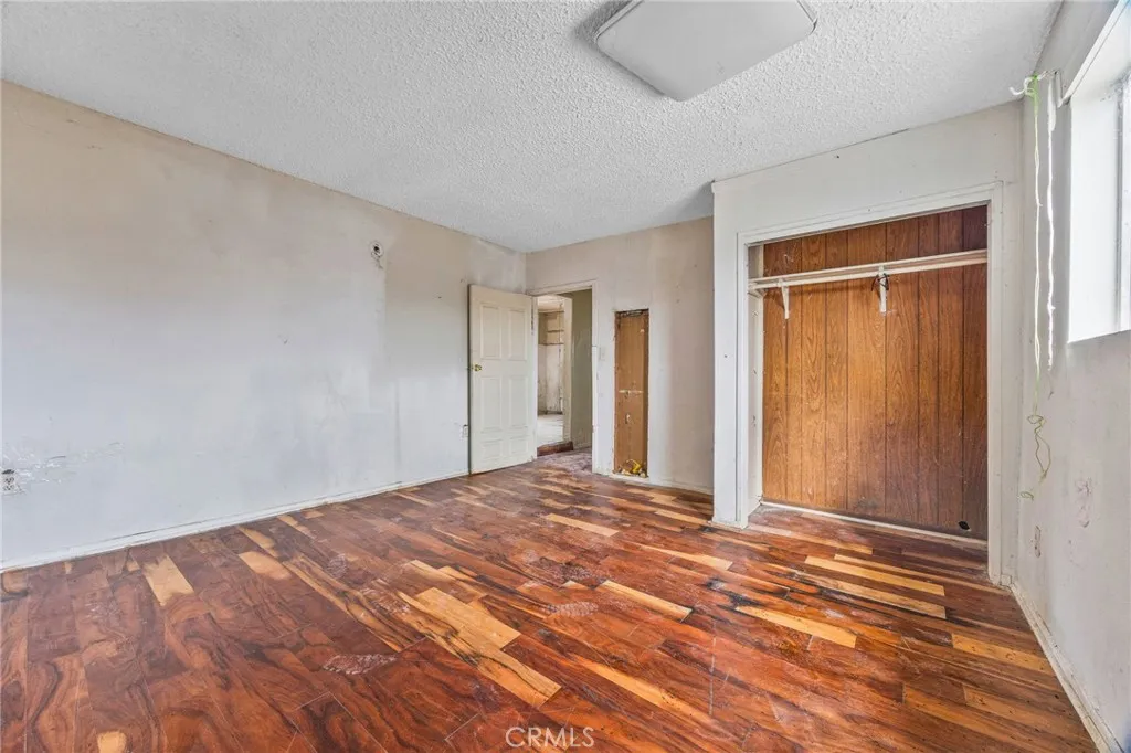 Los Angeles, California 90001, United States, ,Commercial,Active,228013