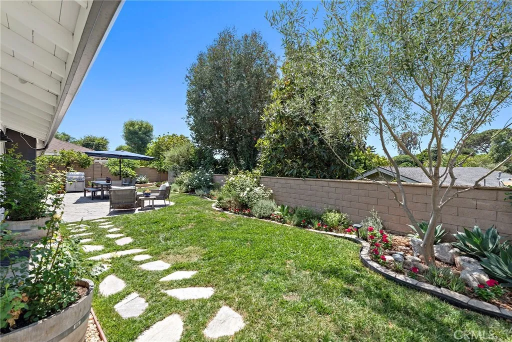 Laguna Niguel, California 92677, United States, 3 Bedrooms Bedrooms, ,2 BathroomsBathrooms,Residential,Active,171134