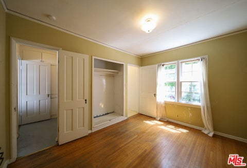 Tiny photo for 713 N Doheny Drive, Beverly Hills, CA 90210 (MLS # 26862079)