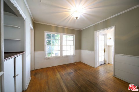 Tiny photo for 713 N Doheny Drive, Beverly Hills, CA 90210 (MLS # 26862079)